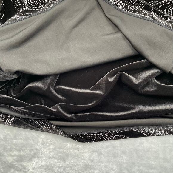 Notations Top Womens 3X Black Velour Velvet Silver Glitter Faux Wrap Buckle - Picture 6 of 15